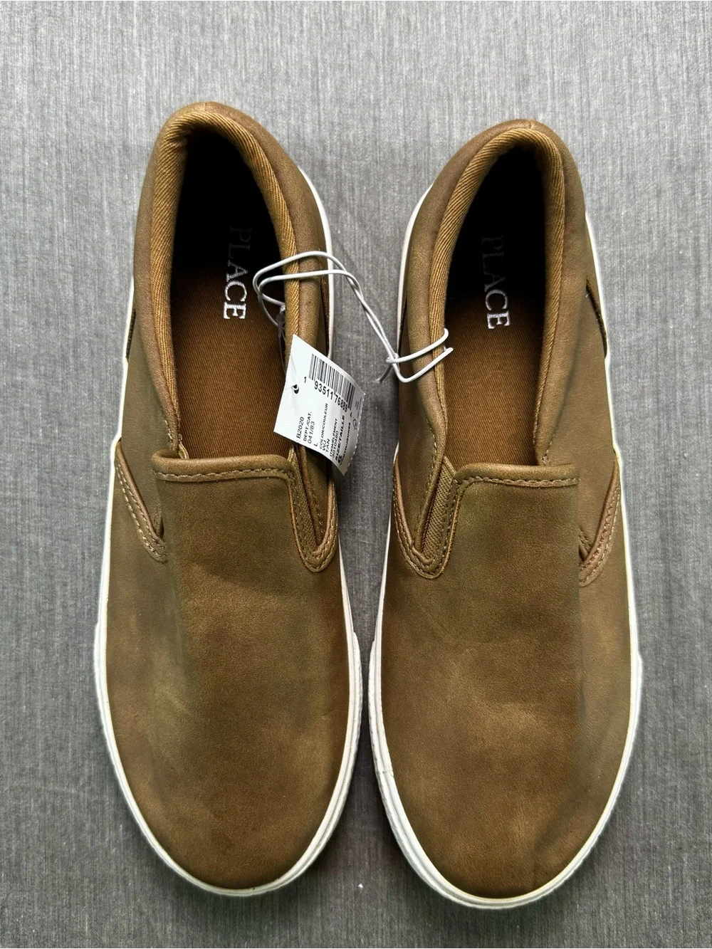 NEW The Children's Place Boys Slip On Sneakers Tan Faux Leather Shoes Size 6 Nwt